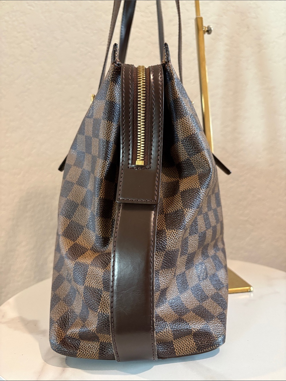Sold LOUIS VUITTON TH1015 Damier Ebene Chelsea with Lock 315 - Picture 4 of 15